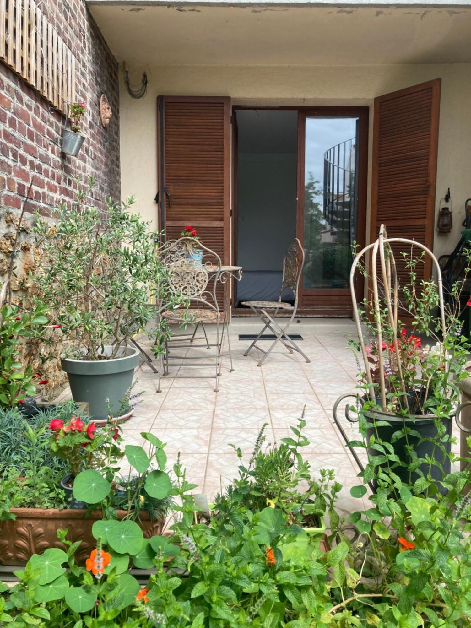 פונטנה-סוס-בואה Studio Avec Terrasse Sur Jardin מראה חיצוני תמונה